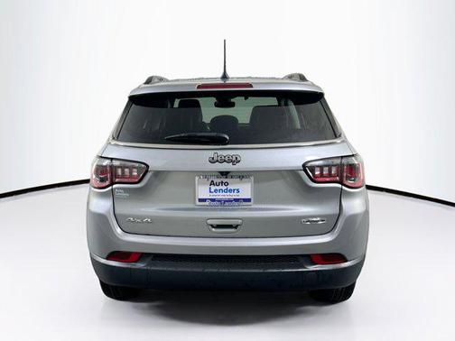Billet Silver Metallic Clearcoat 2022 Jeep Compass Latitude Lux