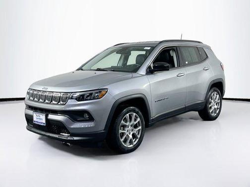 Billet Silver Metallic Clearcoat 2022 Jeep Compass Latitude Lux