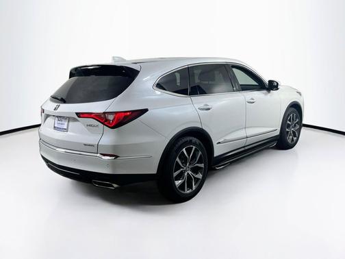 White 2022 Acura MDX Technology Package