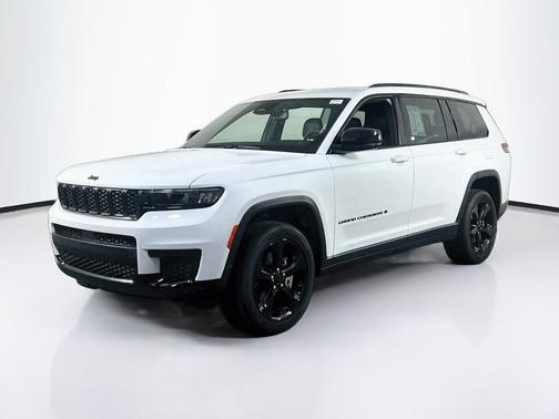 Bright White Clearcoat 2023 Jeep Grand Cherokee L Altitude