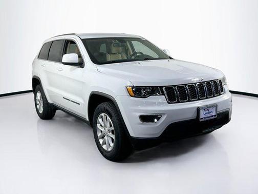 2022 Jeep Grand Cherokee Laredo