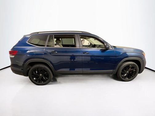 2023 Volkswagen Atlas 3.6L SE w/Technology