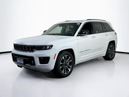 2022 Jeep Grand Cherokee Overland