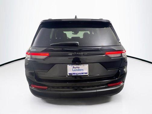 2022 Jeep Grand Cherokee Altitude