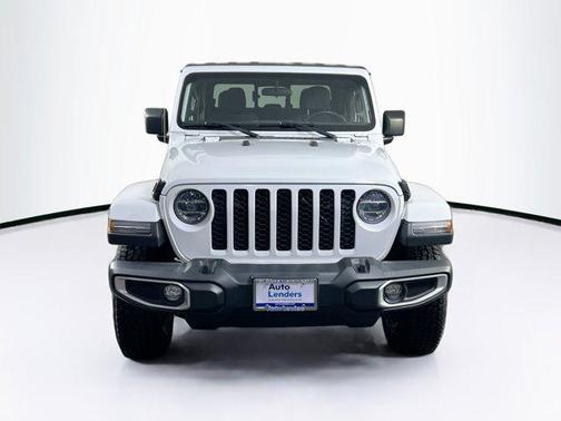 Bright White Clearcoat 2022 Jeep Gladiator Sport S