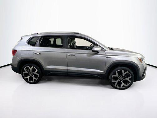 2023 Volkswagen Taos 1.5T SEL