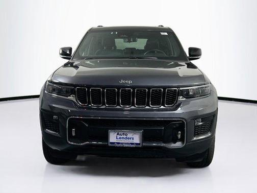 2022 Jeep Grand Cherokee Overland