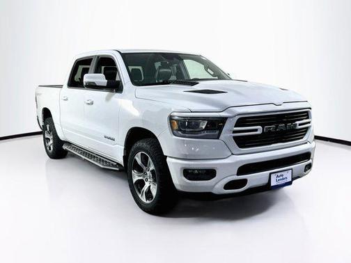 Bright White Clearcoat 2023 RAM 1500 Laramie