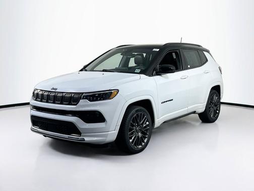 Bright White Clearcoat 2022 Jeep Compass High Altitude