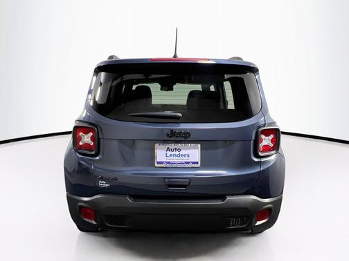 Slate Blue Pearlcoat 2022 Jeep Renegade Altitude