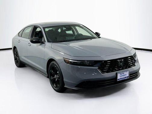 Urban Gray Pearl 2025 Honda Accord SE