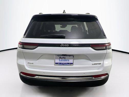 Bright White Clearcoat 2023 Jeep Grand Cherokee Limited