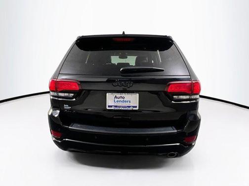 2022 Jeep Grand Cherokee Laredo