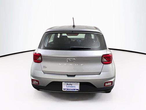 2023 Hyundai VENUE SE