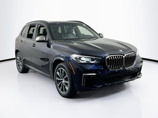 2022 BMW X5 M50i