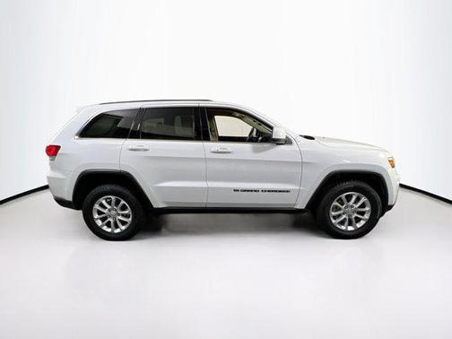2022 Jeep Grand Cherokee Laredo