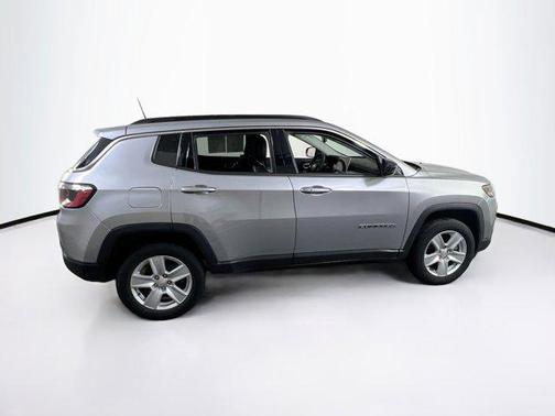 Billet Silver Metallic Clearcoat 2022 Jeep Compass Latitude
