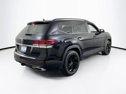 2023 Volkswagen Atlas 3.6L SE w/Technology