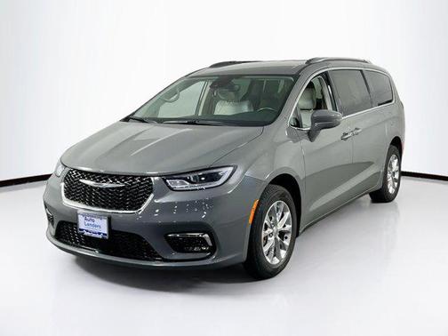 Ceramic Gray Clearcoat 2021 Chrysler Pacifica Touring L