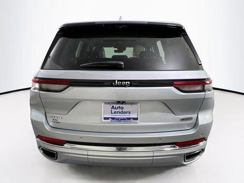 2022 Jeep Grand Cherokee Overland