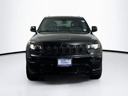 2022 Jeep Grand Cherokee Laredo