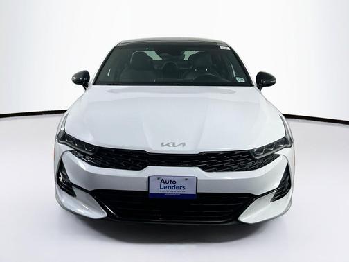 Glacial White Pearl 2023 Kia K5 GT-Line