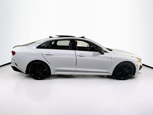 Glacial White Pearl 2023 Kia K5 GT-Line