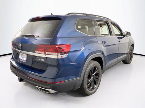 2022 Volkswagen Atlas 3.6L SE w/Technology