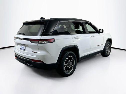 2022 Jeep Grand Cherokee Trailhawk