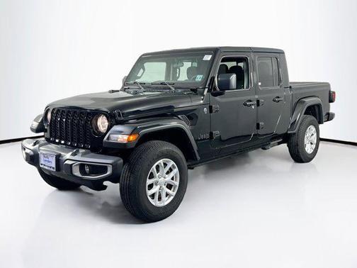 2023 Jeep Gladiator Sport S