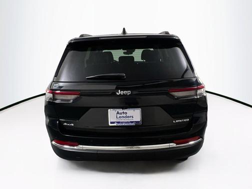 Diamond Black Crystal Pearlcoat 2023 Jeep Grand Cherokee Limited