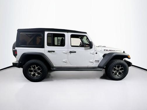 Bright White Clearcoat 2021 Jeep Wrangler Unlimited Rubicon