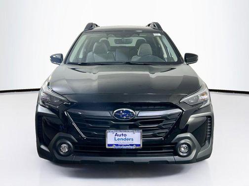 Crystal Black Silica 2023 Subaru Outback Premium