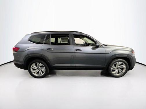 2022 Volkswagen Atlas 3.6L SE w/Technology