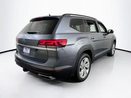 2022 Volkswagen Atlas 3.6L SE w/Technology