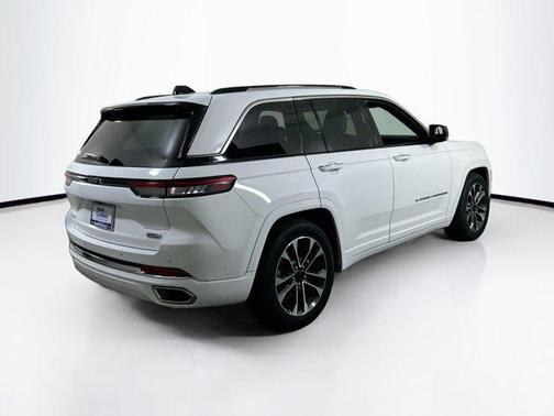 2023 Jeep Grand Cherokee Overland