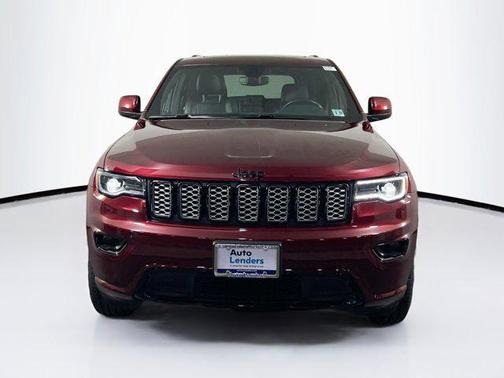 2022 Jeep Grand Cherokee Laredo