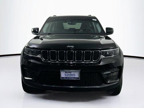 2023 Jeep Grand Cherokee Laredo