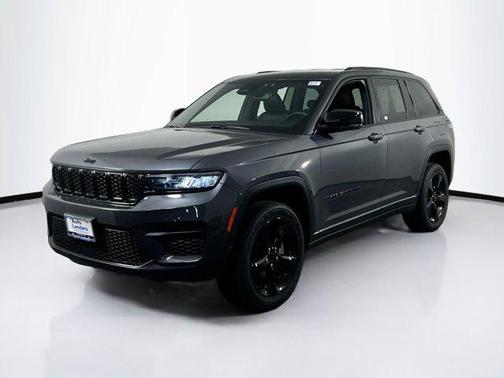 2022 Jeep Grand Cherokee Altitude