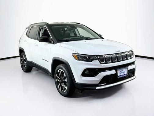 Bright White Clearcoat 2022 Jeep Compass Limited