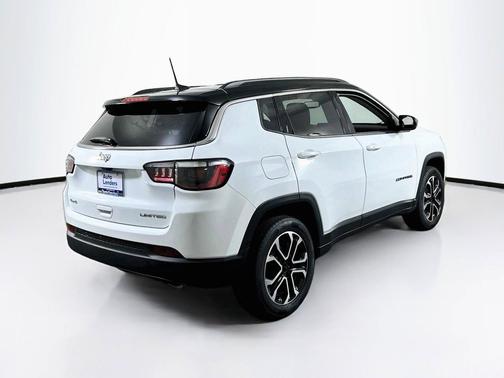 Bright White Clearcoat 2022 Jeep Compass Limited