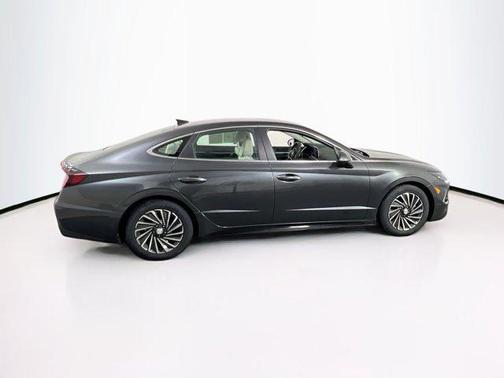 2020 Hyundai SONATA Hybrid SE