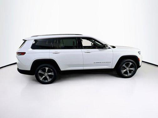 Bright White Clearcoat 2023 Jeep Grand Cherokee L Limited