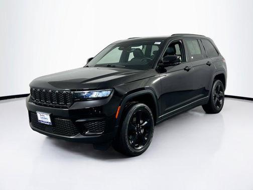 2022 Jeep Grand Cherokee Altitude