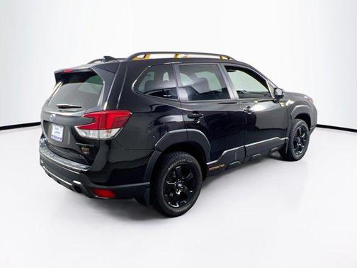 Crystal Black Silica 2022 Subaru Forester Wilderness