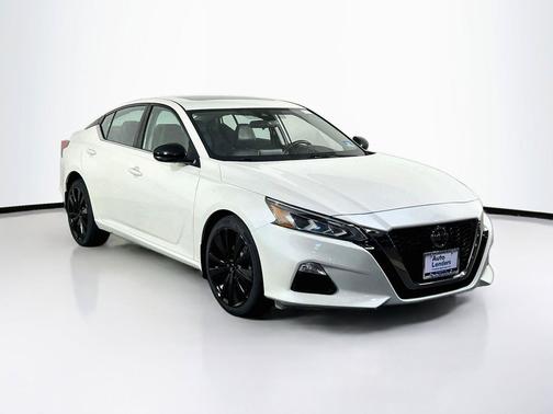 Pearl White Tricoat 2020 Nissan Altima SR Intelligent AWD