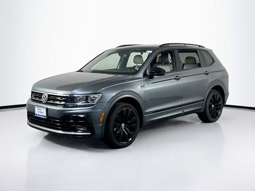 Platinum Gray Metallic 2021 Volkswagen Tiguan 2.0T SE R-Line Black 4MOTION