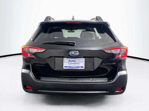 Crystal Black Silica 2023 Subaru Outback Onyx Edition