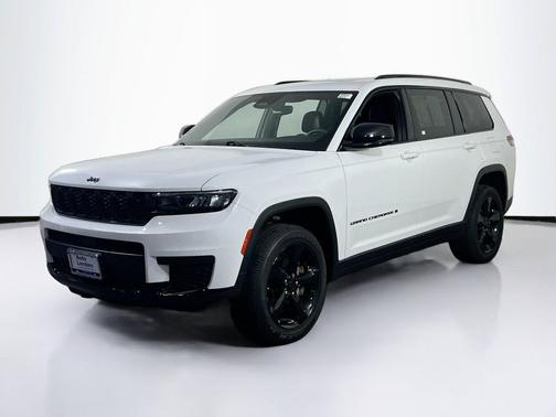 Bright White Clearcoat 2023 Jeep Grand Cherokee L Altitude