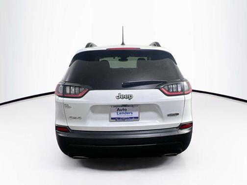 Bright White Clearcoat 2022 Jeep Cherokee Latitude Lux